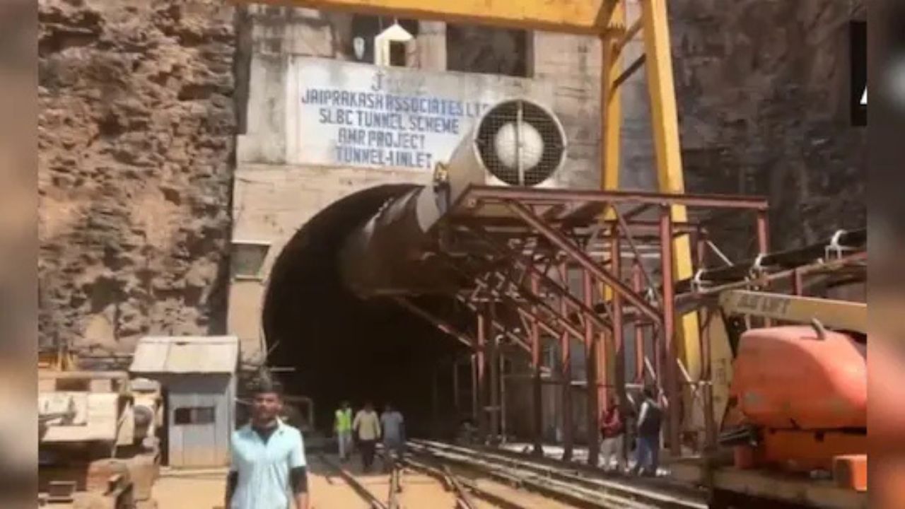 Telangana Tunnel Accident: तेलंगाना में सुरंग धंसने से 8 मजदूर फंसे, 10 दिन बाद भी बचाव दल खाली हाथ!
