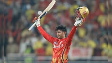 IPL 2025: 19 गेंदों में फिफ्टी फिर 39 में सेंचुरी Priyansh Arya ने IPL में रच दिया इतिहास