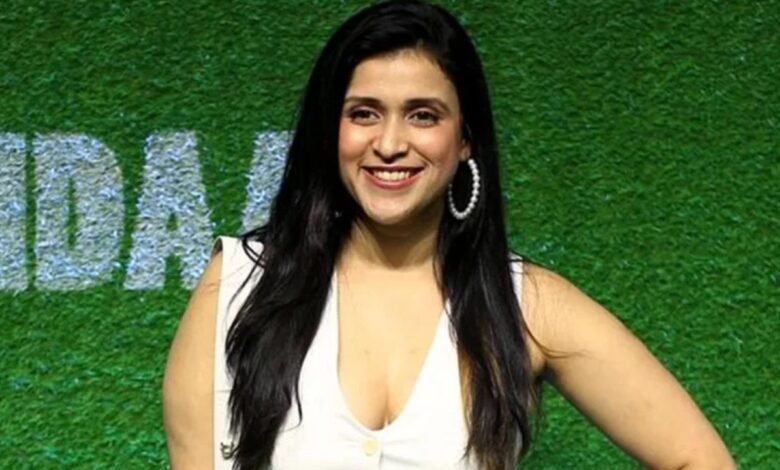 Laughter Chef 2 में Nia Sharma की वापसी ने मचाया तहलका शो में मन्नारा के जाने के बाद कैसे फिर बनी सुदेश और निया की सुपरहिट जोड़ी