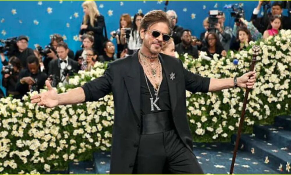 Met Gala 2025: शाहरुख खान ने मेट गाला में कहा, ‘मैं शाहरुख हूं…! मेट गाला में विदेशी मीडिया को किया हैरान