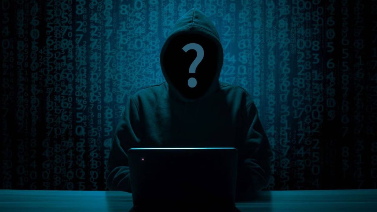 Google की चेतावनी! फर्जी ऐप्स से हो सकता है भारी नुकसान, जानें कैसे बचाएं अपने डेटा को हैकर्स से
