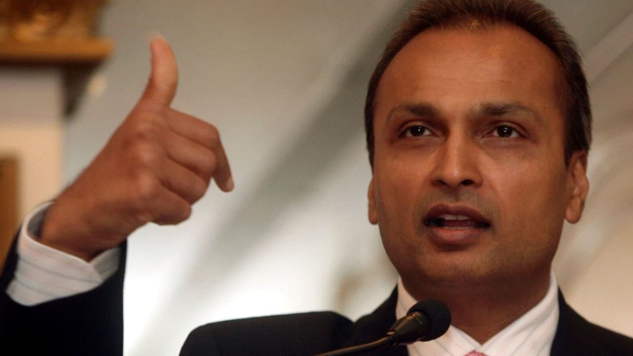 गिरते गिरते संभल गए Anil Ambani के शेयर अब दे रहे हैं मल्टीबैगर रिटर्न जानिए क्या है वापसी की असली वजह