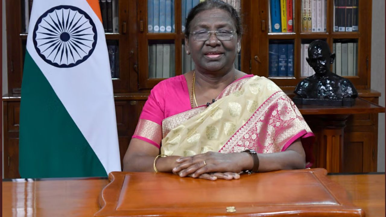 Draupadi Murmu 67th Birthday: 67 की उम्र में राष्ट्रपति मुर्मू का बड़ा फैसला! उत्तराखंड को मिलेगा यादगार तोहफा, जन्मदिन के मौके पर देश को मिला एक बड़ा संदेश