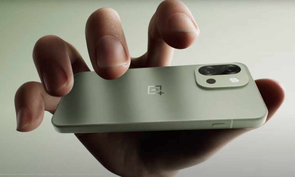 OnePlus 13s: 120Hz AMOLED डिस्प्ले और 1600 निट्स की चमक के साथ OnePlus 13s का स्क्रीन! जानिए सभी खास जानकारी