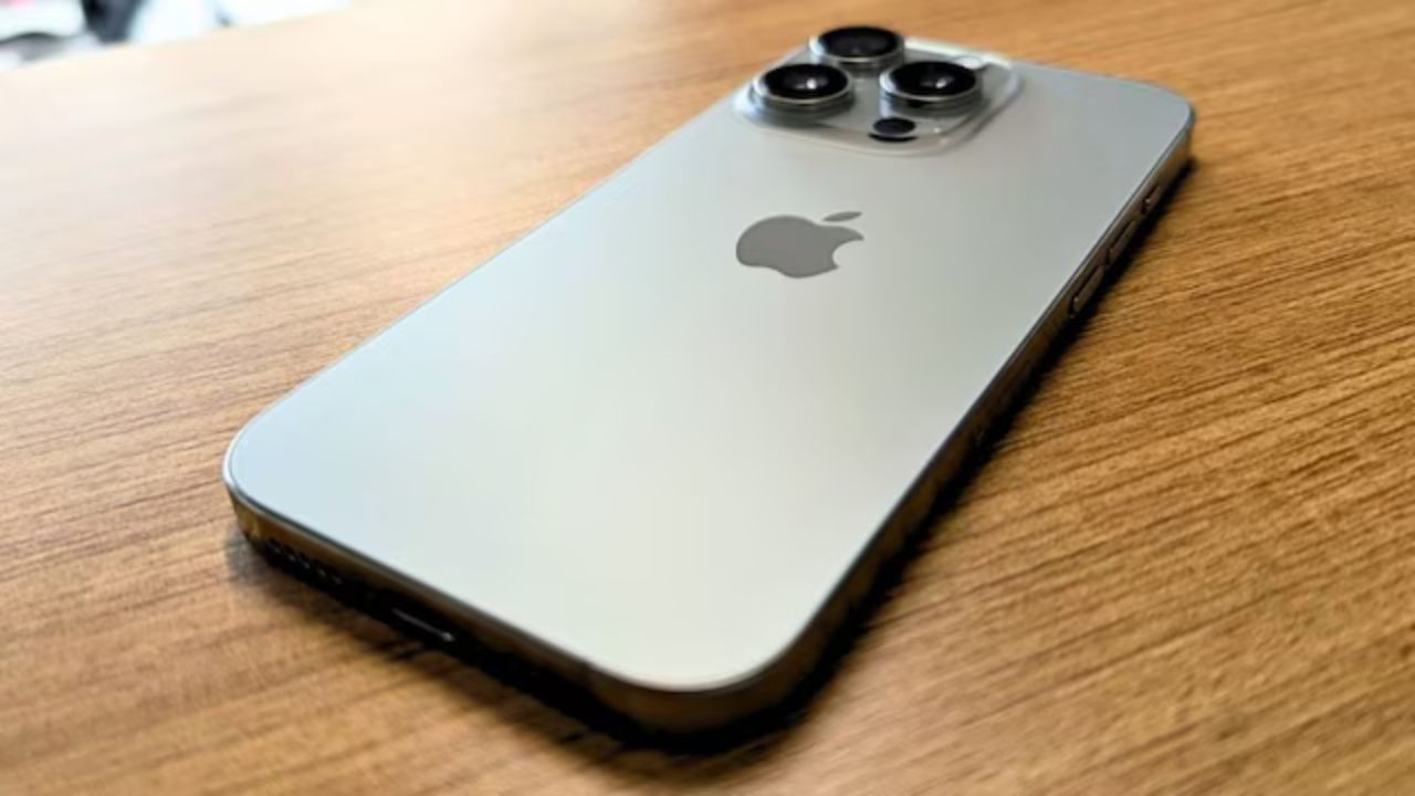 iPhone 17 की भारत में हुई धमाकेदार एंट्री! अब यहीं होगा ट्रायल प्रोडक्शन, चीन को कड़ी टक्कर