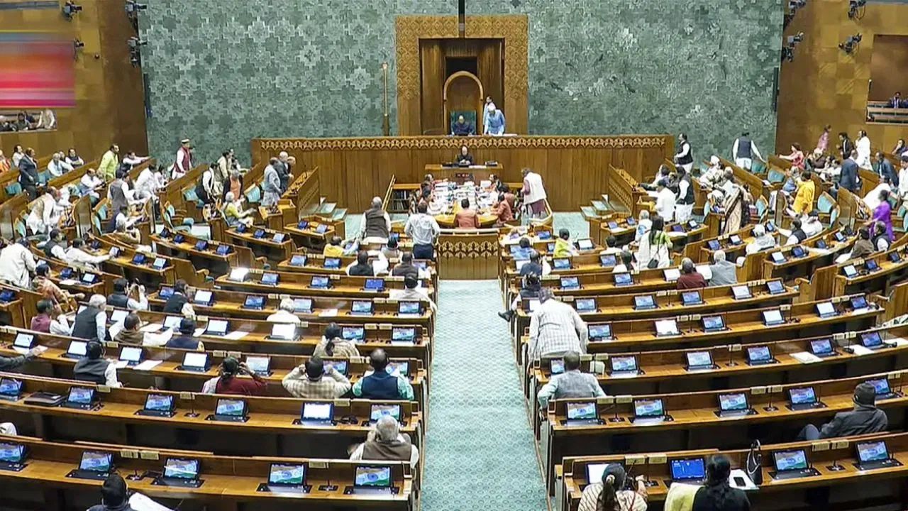 Monsoon Session of Parliament 2025: जन विश्वास से लेकर खेल प्रशासन तक, सरकार ला रही है नए कानून! जानिए अंदर की रणनीति
