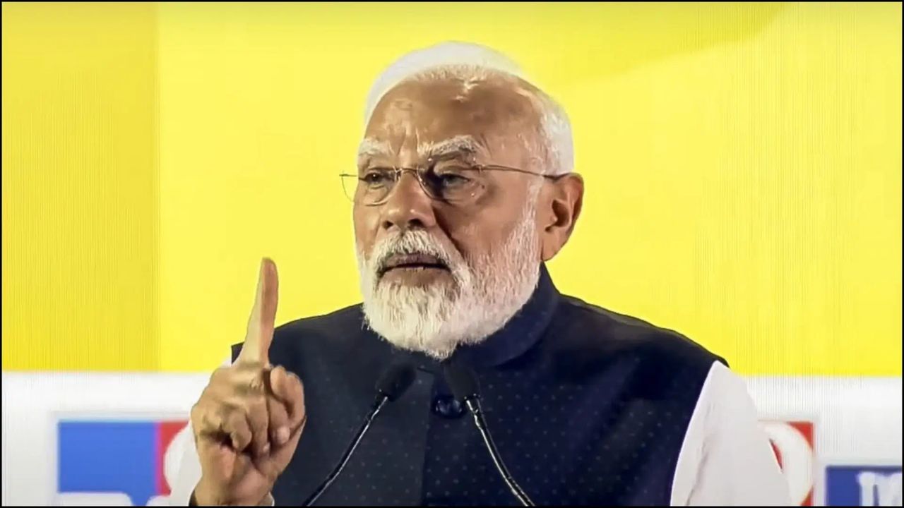 PM Modi Namibia visit: 27 साल बाद नामीबिया पहुंचे मोदी, भारत की अफ्रीका रणनीति में बड़ा बदलाव