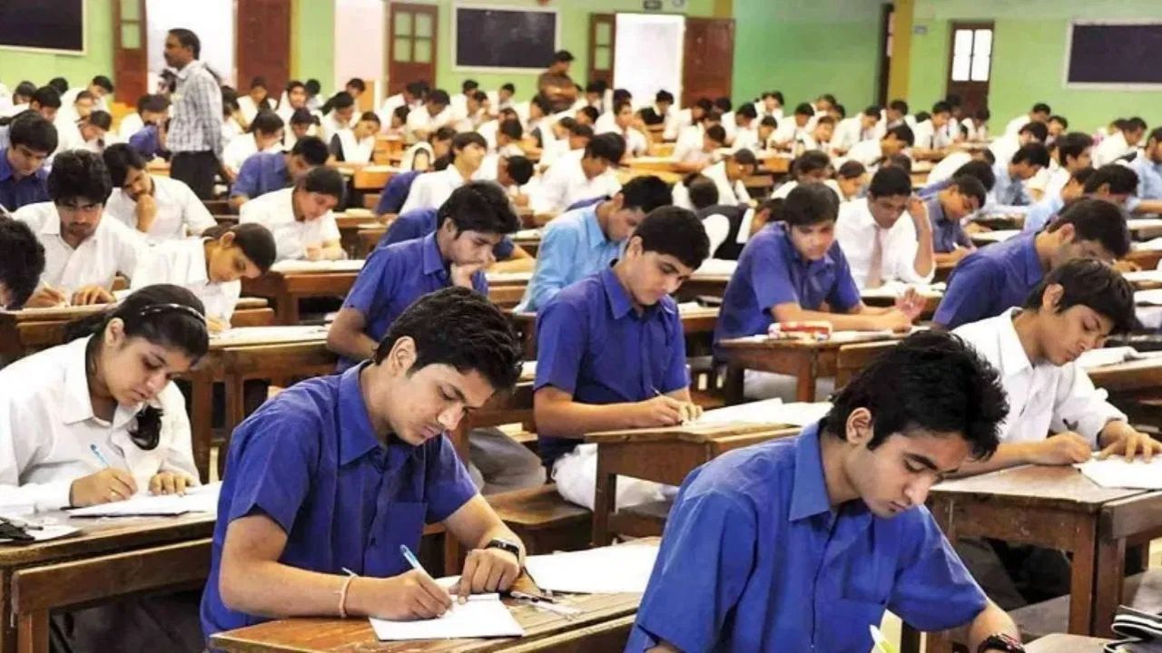 Andhra Pradesh: पहली बार आसमान छूने निकले सरकारी स्कूल के बच्चे, जानिए कैसे बदली किस्मत!