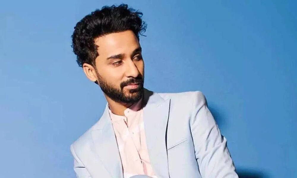 Raghav Juyal: 22 साल का लड़का जब पहुंचा मुंबई! आज बन चुका है सुपरस्टार – जानिए कैसे पलटे राघव जुयाल ने किस्मत के पन्ने