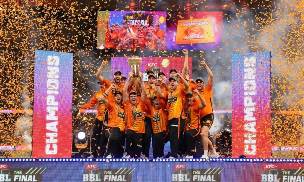 BBL 2025-26: एशेज के बीच शुरू होगी बिग बैश लीग, ऑस्ट्रेलिया के बड़े खिलाड़ियों को मिलेगा सिर्फ 2 हफ्तों का मौका