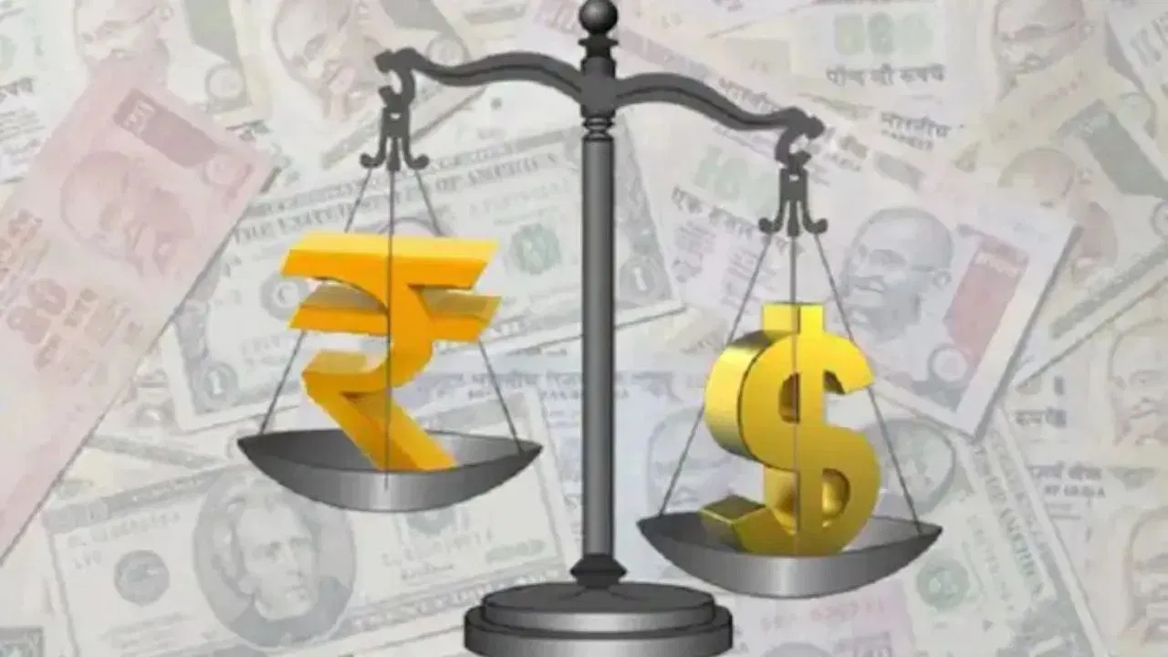 Rupee vs Dollar: यूएस हाई टैरिफ से पहले रुपया कमजोर, डॉलर के मुकाबले गिरावट