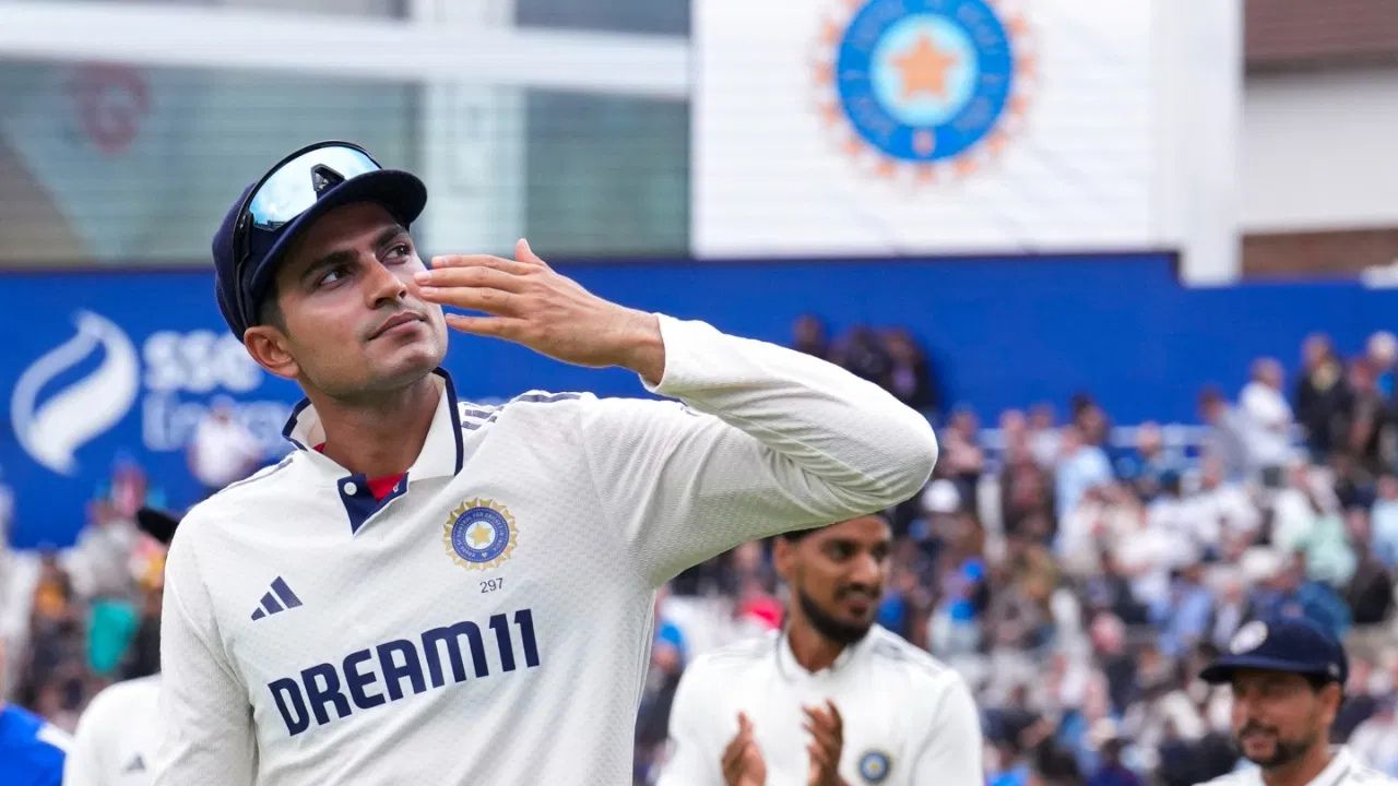 Shubman Gill ने लंदन में की इशान किशन की रूम की खोज, जानिए क्यों और क्या मिला