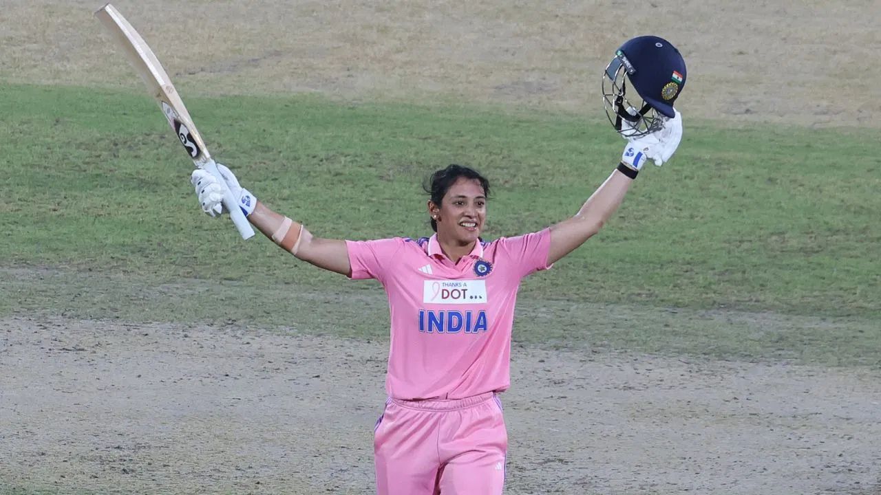 विश्व कप से पहले Smriti Mandhana का धमाका, महिलाओं की ODI में सबसे अधिक शतक बनाने वाली बन गईं