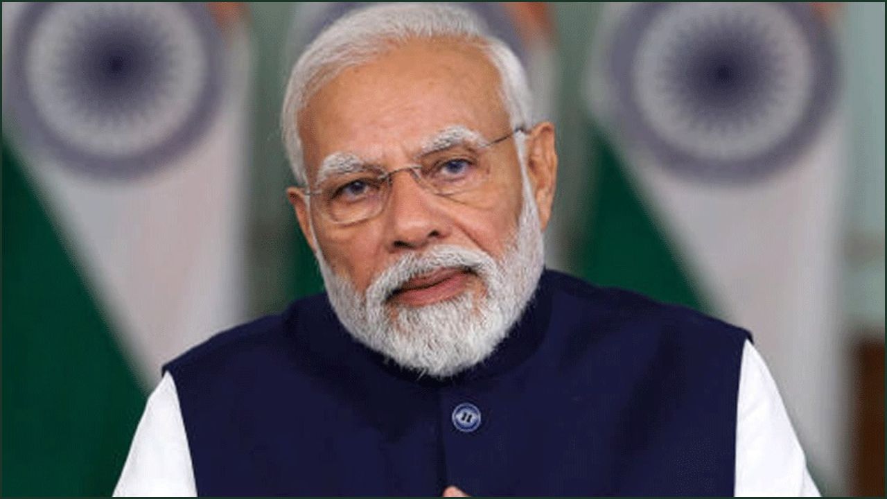 पीएम मोदी ने उत्तर प्रदेश में इंटरनेशनल ट्रेड शो-2025 का उद्घाटन, प्रदेश की औद्योगिक ताकत प्रदर्शित