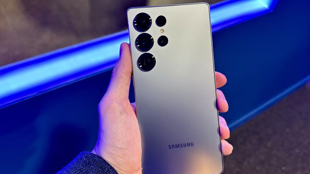 Samsung Galaxy S25 पर सबसे बड़ी कीमत कटौती, अब ₹12,000 तक सस्ता खरीदें और बैंक ऑफर्स का लाभ उठाएं