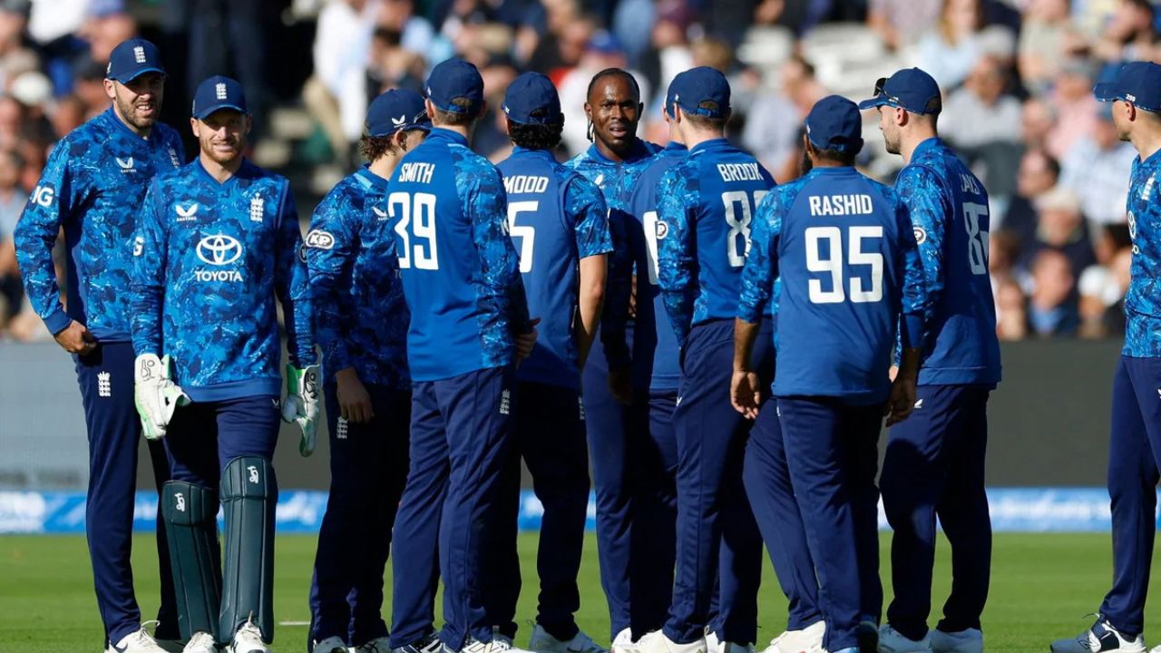 New Zealand vs England ODI Series: 10 साल बाद इंग्लैंड की शर्मनाक हार, न्यूजीलैंड ने फिर उधेड़ी टीम की बल्लेबाज़ी की पोल