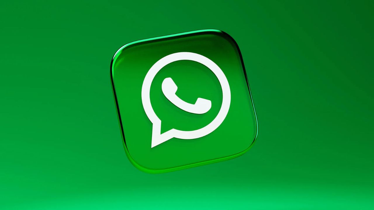 WhatsApp में जल्द आएगा नया फीचर, अब चुनें कौनसे कॉन्टैक्ट की स्टेटस अपडेट्स की नोटिफिकेशन पाएं