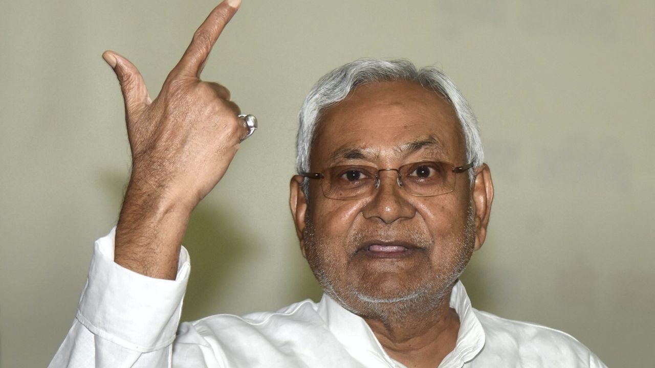नीतीश की ऐतिहासिक 10वीं शपथ आज, कौन बनेगा मंत्री बीजेपी और जेडीयू की नई लिस्ट पर सियासी हलचल तेज
