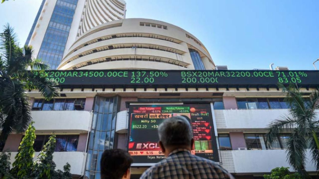 तीन दिन की गिरावट के बाद बाजार में जबरदस्त उछाल, सेंसेक्स 245 अंक बढ़ा, निफ्टी भी चमका