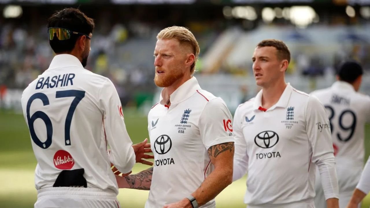 इंग्लैंड की शर्मनाक हार पर बायकॉट का प्रहार, लगातार गलत फैसलों ने टीम को बर्बादी की तरफ धकेला