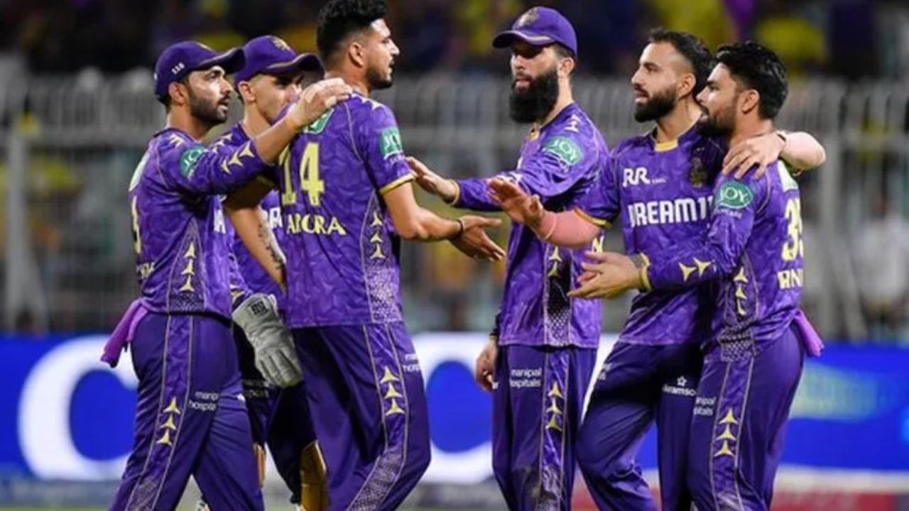 Venkatesh Iyer का IPL 2025 फ्लॉप रिकॉर्ड, KKR सोच में, रिलीज़ या फिर ऑक्शन में रिटेन?