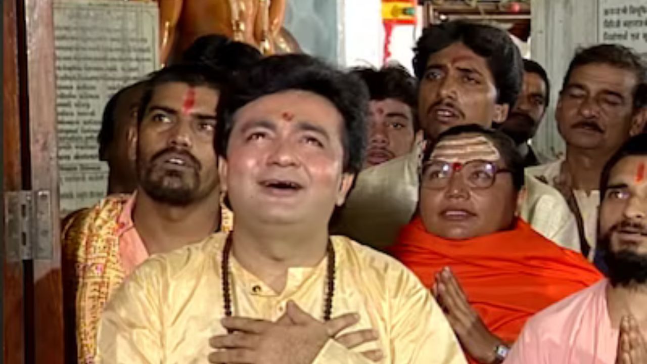 Shri Hanuman Chalisa बना इतिहास! Gulshan Kumar का भक्ति गीत हुआ 5 बिलियन+ व्यूज वाला पहला भारतीय वीडियो