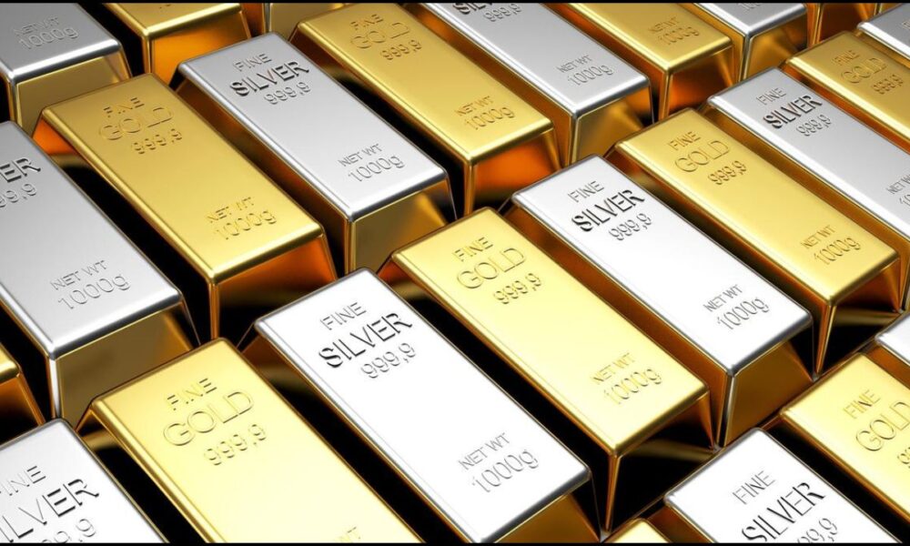 Silver and Gold Price: सोने-चांदी के रिकॉर्ड रुख के बाद निवेशकों ने किया लाभ बुकिंग, भाव में तेज गिरावट