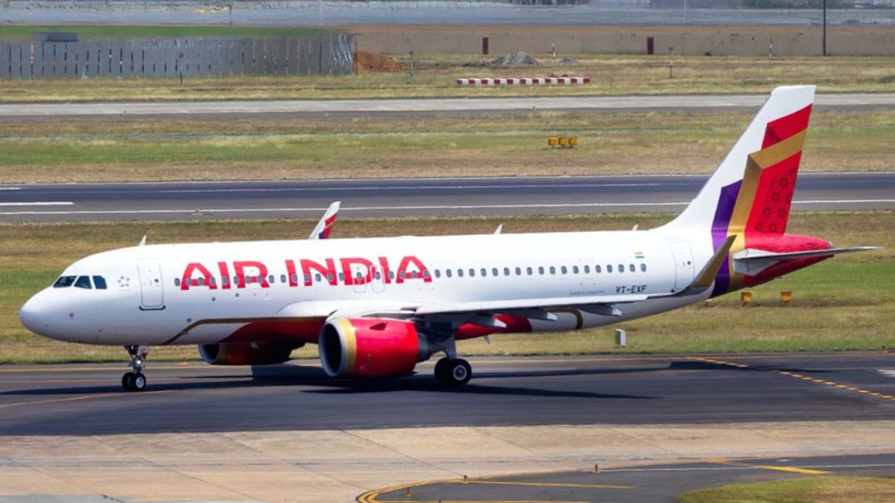 Air India का बड़ा कदम! पायलट्स के लिए रिक्रूटमेंट शुरू, Indigo संकट में सोशल मीडिया पर मचा हड़कंप