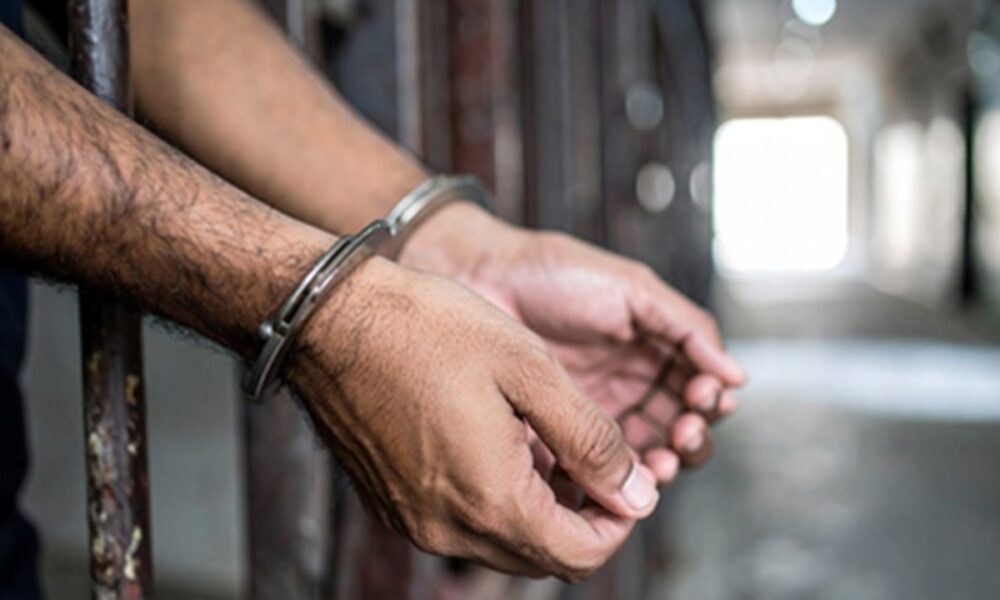 Delhi Blast Case: लाल किला ब्लास्ट केस में एनआईए की बड़ी कार्रवाई, जम्मू कश्मीर से यासिर गिरफ्तार किया