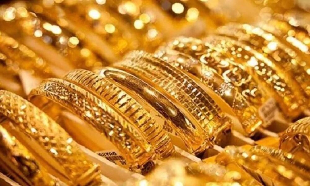 Gold loan vs Selling gold: गोल्ड बेचने से पहले ये मत भूलना—गोल्ड लोन का राज़ आपकी सोच बदल देगा!