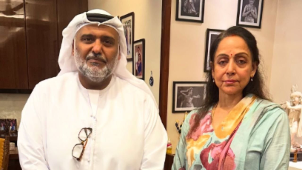 Hema Malini: धर्मेंद्र के निधन पर टूटा देओल परिवार, हेमा मालिनी ने बताई अंतिम दर्शन न होने की वजह