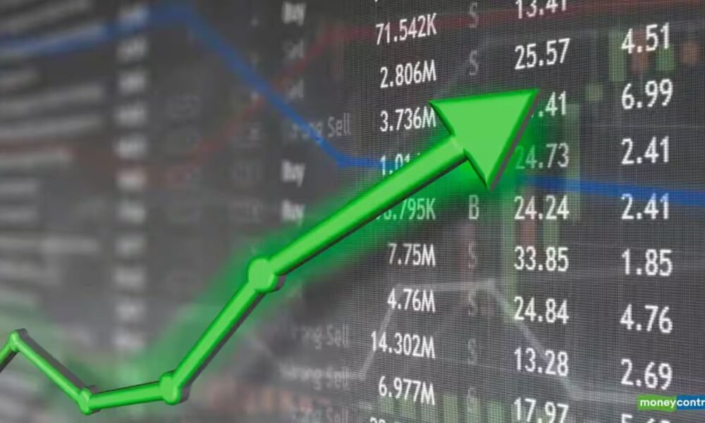 Share Market Today: शुक्रवार को बाजार में तेजी, सेंसेक्स निफ्टी मजबूत, निवेशकों की नजर 26020 स्तर