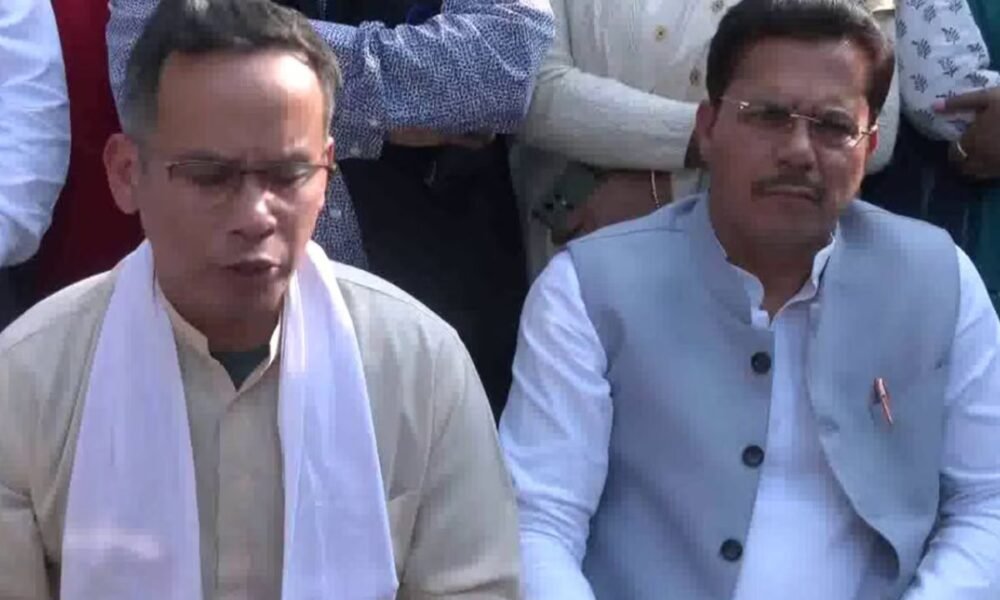 Political News: कांग्रेस हाई कमान बोरा को मनाने में लगी, बोरा ने मांगा अंतिम फैसला लेने का समय