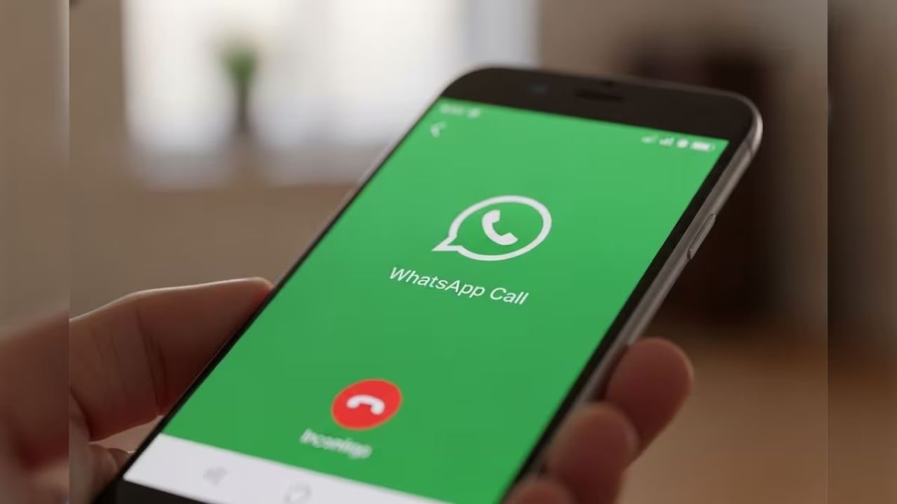 WhatsApp पर अनजान कॉल्स से परेशान? जानिए कैसे करें Silence Unknown Callers ऑन