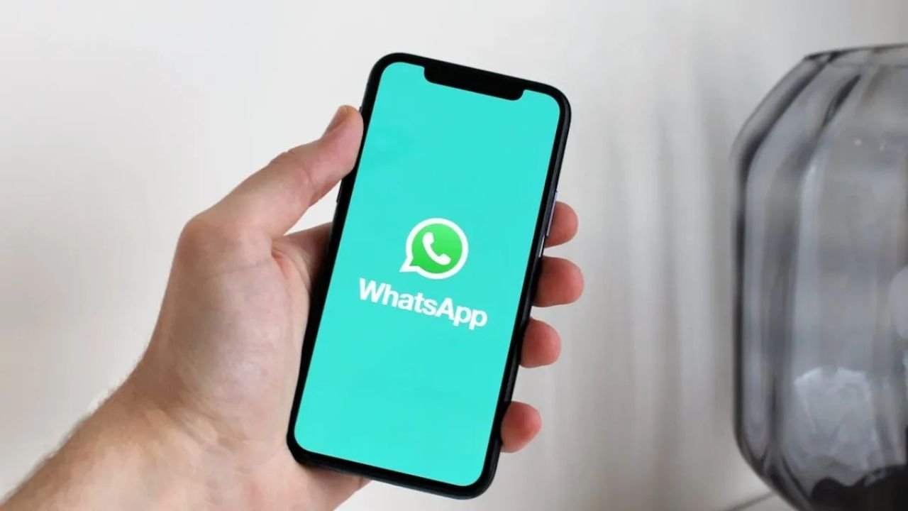 WhatsApp लाएगा नया फीचर, बिना नंबर शेयर किए कर सकेंगे मैसेज और कॉल