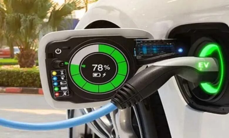 इलेक्ट्रिक कारें क्यों होती हैं ज्यादा भारी? जानिए वजन के फायदे और नुकसान