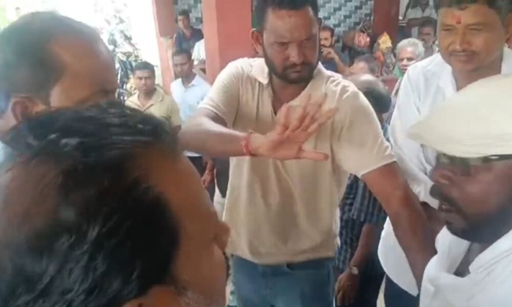 एकता की बैठक में घमासान, बीजेडी कार्यकर्ताओं की हाथापाई से मचा सियासी तूफान