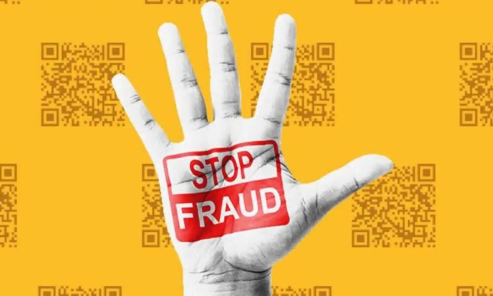 नकली ऐप्स दिखते हैं असली जैसे जानिए कैसे पहचानें और बचाएं अपनी मेहनत की कमाई