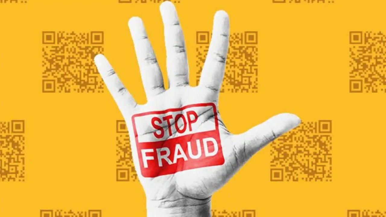 नकली ऐप्स दिखते हैं असली जैसे जानिए कैसे पहचानें और बचाएं अपनी मेहनत की कमाई