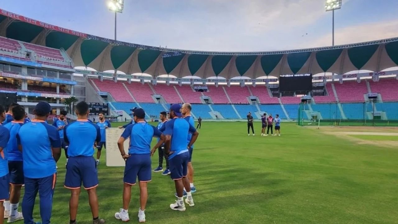 IPL 2026 लखनऊ बनाम गुजरात महामुकाबला इकाना पिच करेगी बड़ा फैसला
