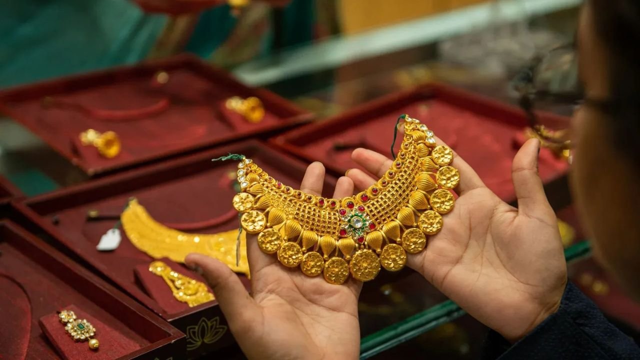 सोना चांदी के दामों में बड़ा बदलाव निवेशकों के लिए जरूरी अपडेट जारी