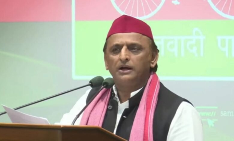 अखिलेश यादव गाजीपुर दौरे से सपा डैमेज कंट्रोल की तैयारी में जुटे
