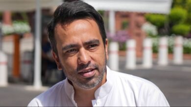 जयंत चौधरी के आवास पर सियासी उलटफेर, सपा नेता ने थामा रालोद का दामन