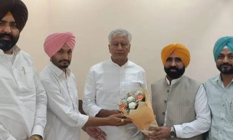 भगवंत मान के करीबी रिश्तेदार ने BJP जॉइन कर पंजाब की राजनीति में मचाई हलचल