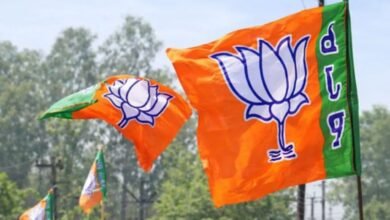 PM मोदी की अपील के बाद नेताओं के शक्ति प्रदर्शन से संगठन नाराज