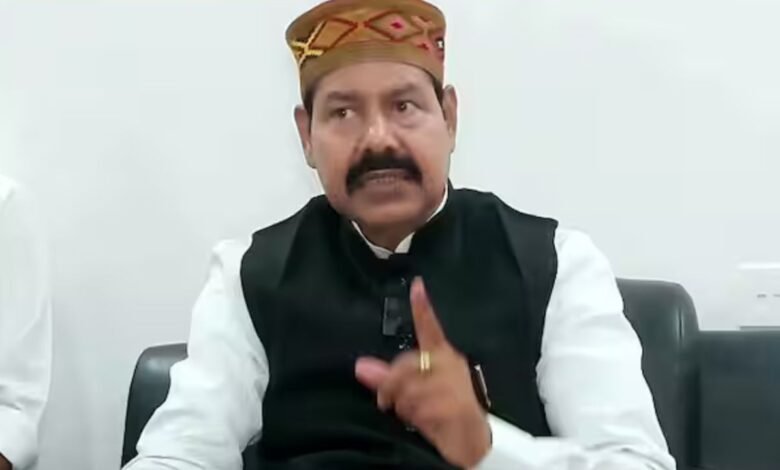 PM मोदी विदेश दौरे पर आरजेडी विधायक के आरोपों से मचा राजनीतिक विवाद