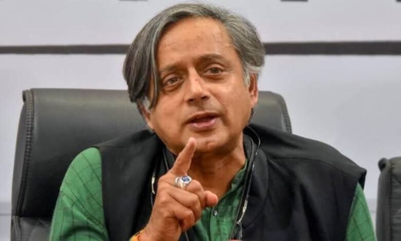 भारतीय नाविकों की सुरक्षा पर थरूर के बयान ने बदला राजनीतिक विमर्श