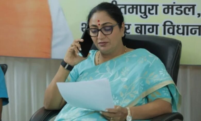 डूसिब की जमीन से बढ़ेगी दिल्ली सरकार की कमाई, स्पोर्ट्स टर्फ और गोदाम बनाने की तैयारी