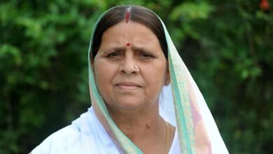 लालू परिवार ने मांगा और समय, अभी खाली नहीं होगा राबड़ी आवास
