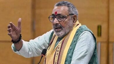 गिरिराज सिंह का विपक्ष पर हमला, धर्मेंद्र प्रधान के इस्तीफे के बाद लगाए गंभीर आरोप